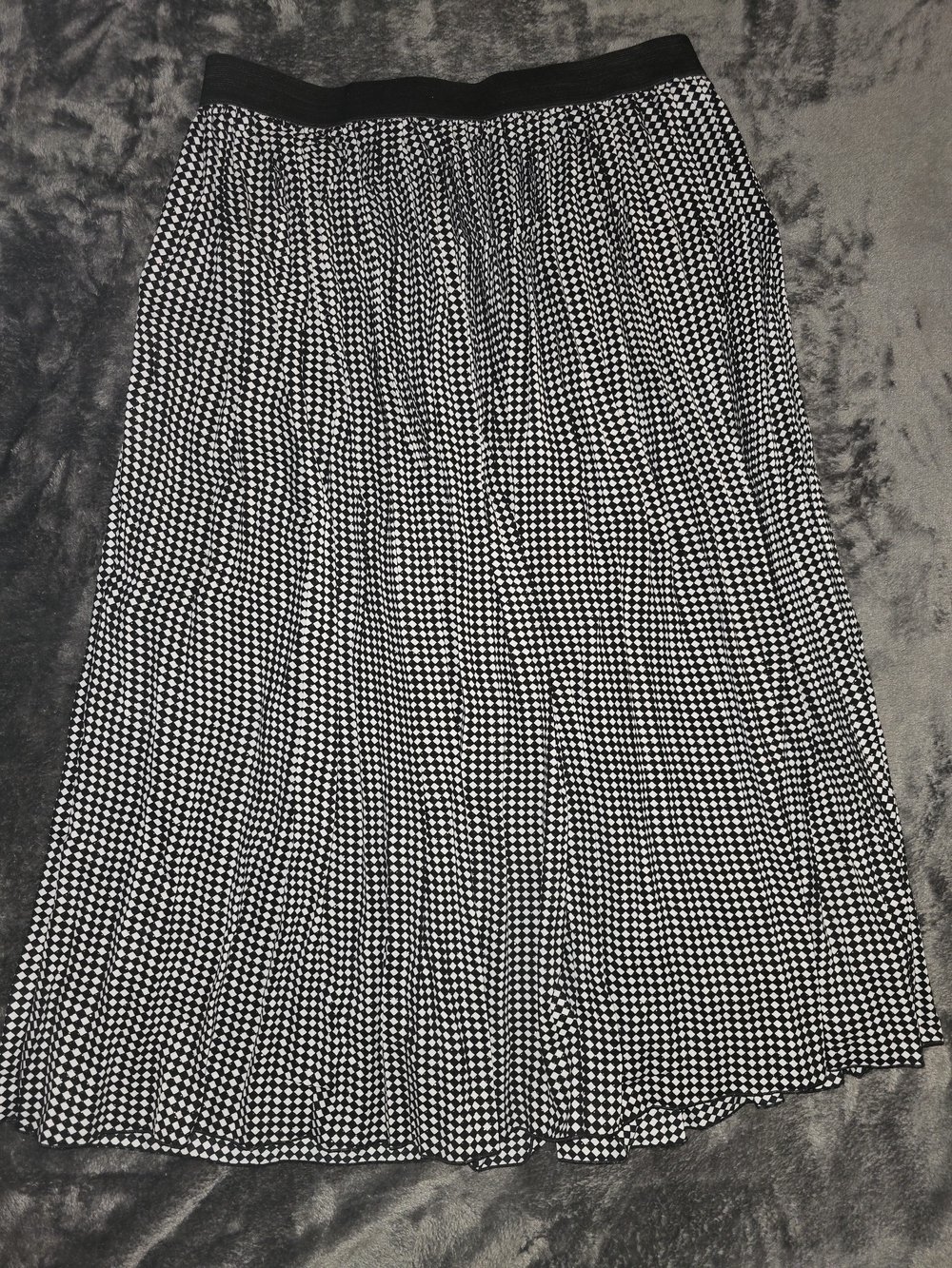 Cynthia Rowley Black & White Houndstooth Pleated Maxi Skirt